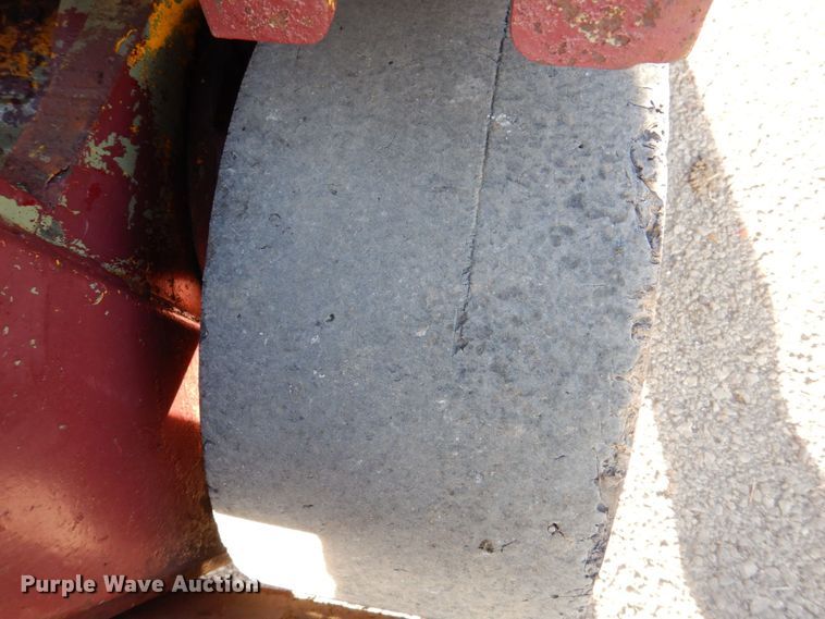 image for item MJ9886 Clark C40B IH40  forklift