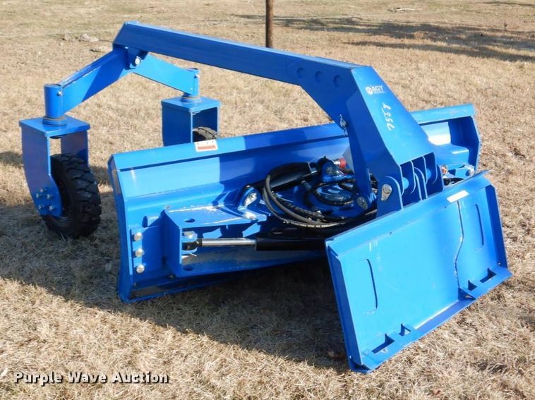 image for item MJ9925 2022 TopCat SSSG72  skid steer grader