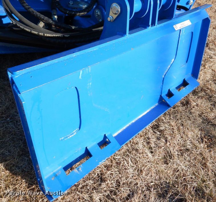 image for item MJ9925 2022 TopCat SSSG72  skid steer grader