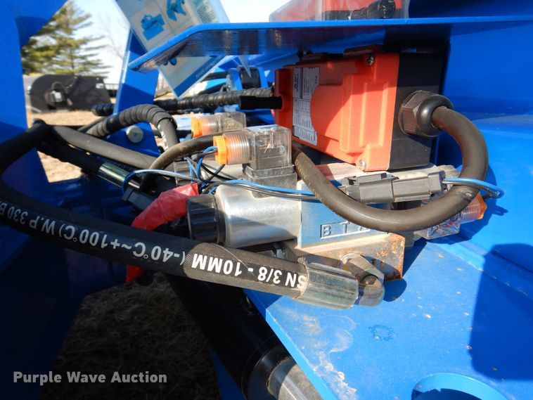 image for item MJ9925 2022 TopCat SSSG72  skid steer grader