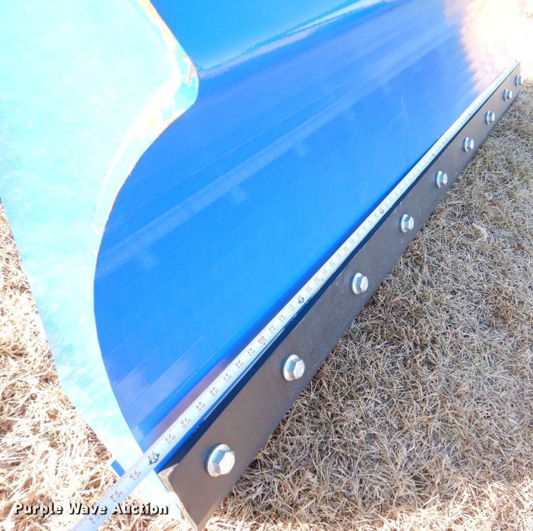 image for item MJ9925 2022 TopCat SSSG72  skid steer grader