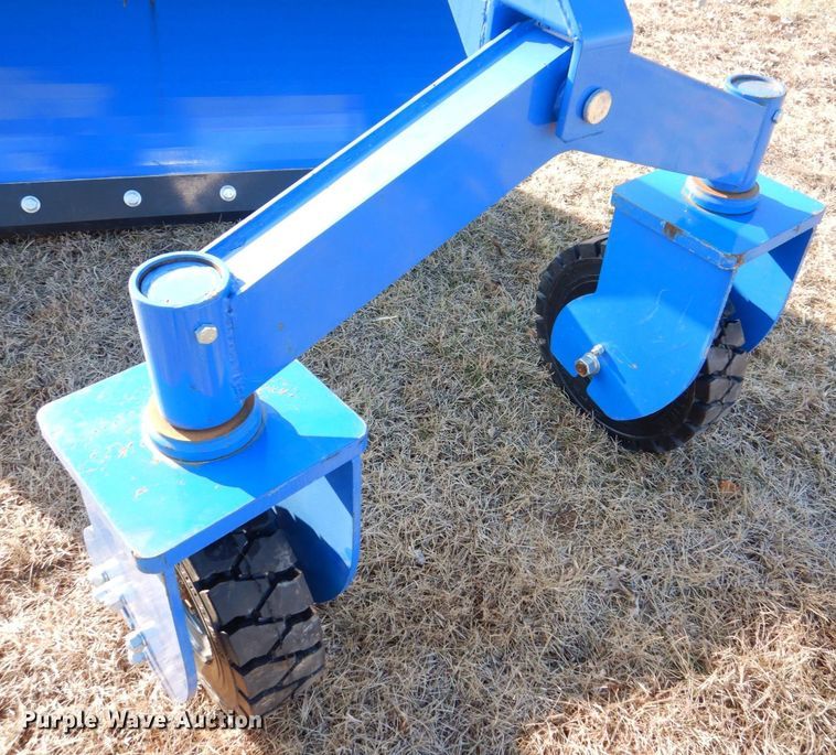 image for item MJ9925 2022 TopCat SSSG72  skid steer grader