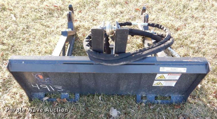 image for item MJ9927 Wolverine  skid steer three point adaptor