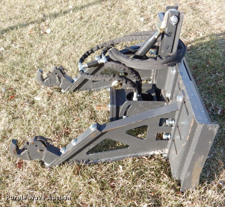 image for item MJ9927 Wolverine  skid steer three point adaptor