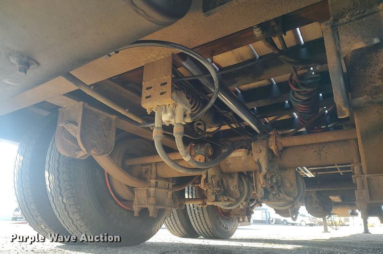 image for item MM9801 1996 Landoll 345  tilt deck equipment trailer