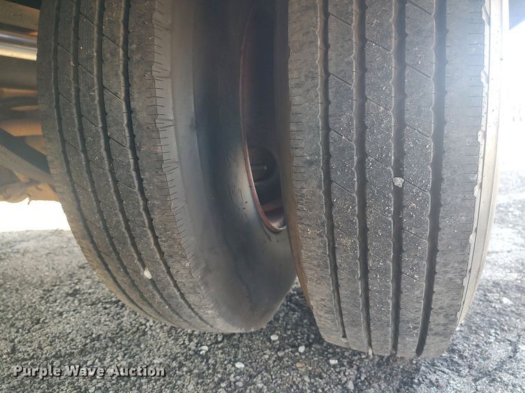 image for item MM9801 1996 Landoll 345  tilt deck equipment trailer