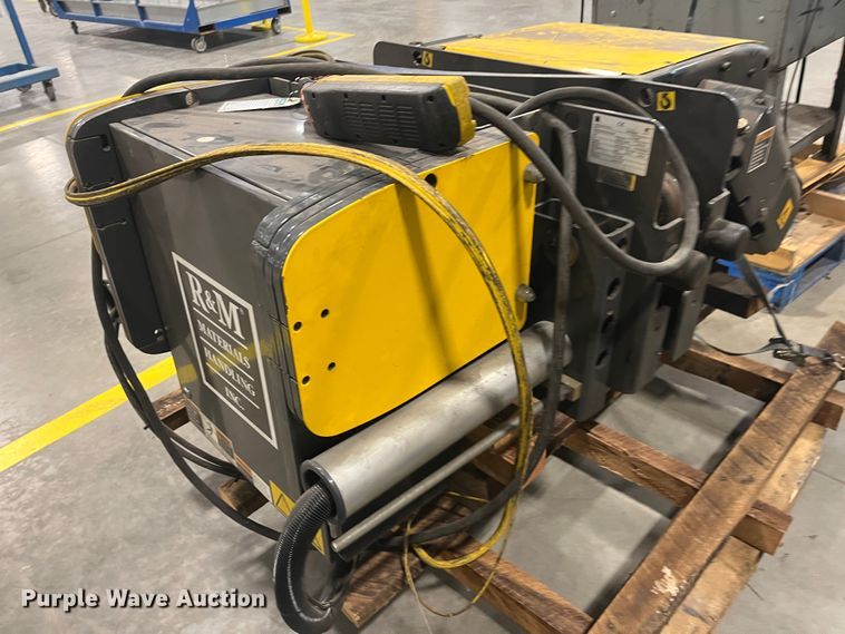 image for item MN9394 2006 R&M  cable hoist