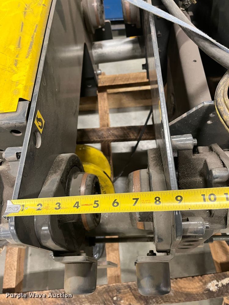 image for item MN9394 2006 R&M  cable hoist