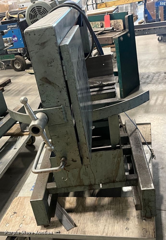 image for item MN9401 Ellis 1800  mitre bandsaw