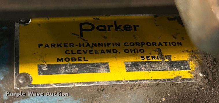 image for item MN9405 Parker 632  tube bender