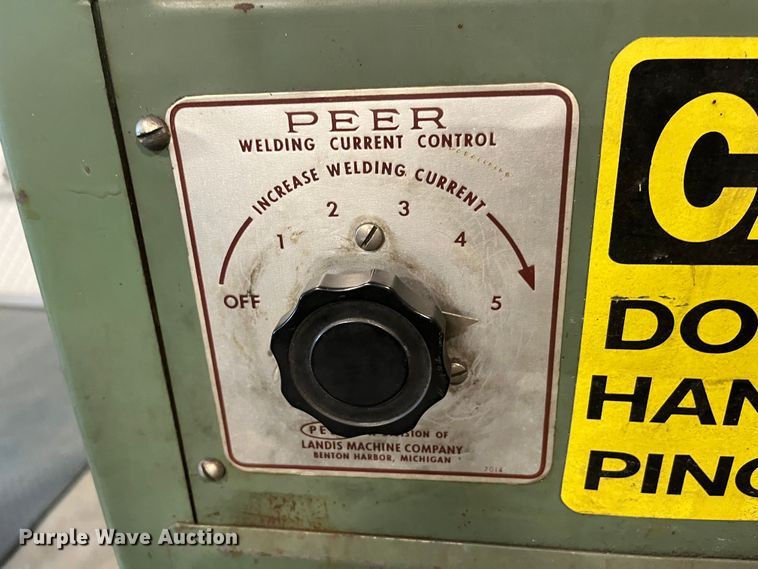 image for item MN9406 Peer FR-410  spot welder