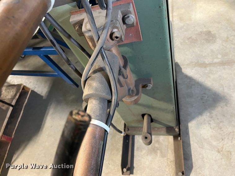 image for item MN9406 Peer FR-410  spot welder