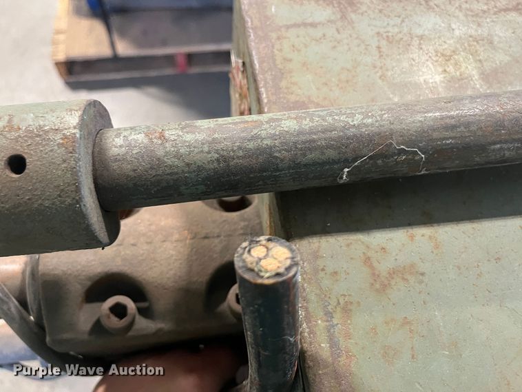 image for item MN9406 Peer FR-410  spot welder