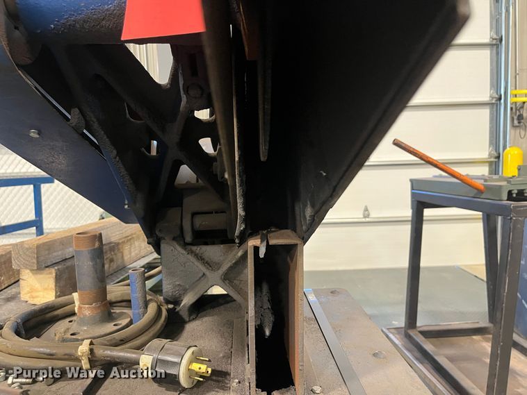 image for item MN9407 Beaver Pipe Tools  20" chop saw