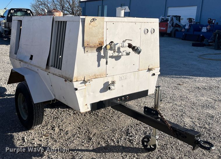 image for item MN9411 Sullair 185  air compressor