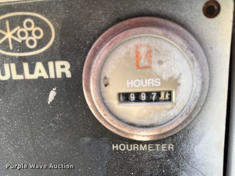 image for item MN9411 Sullair 185  air compressor