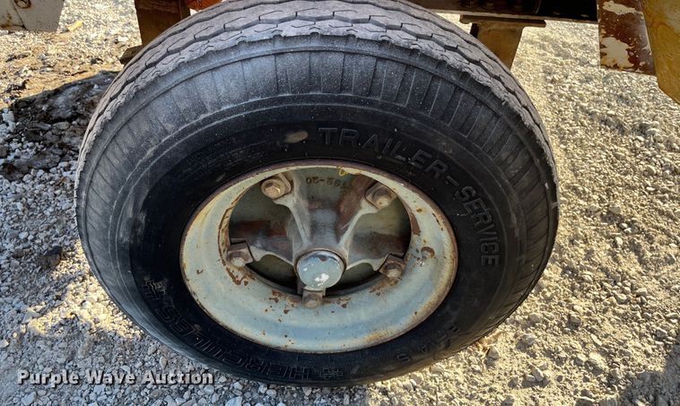 image for item MN9411 Sullair 185  air compressor