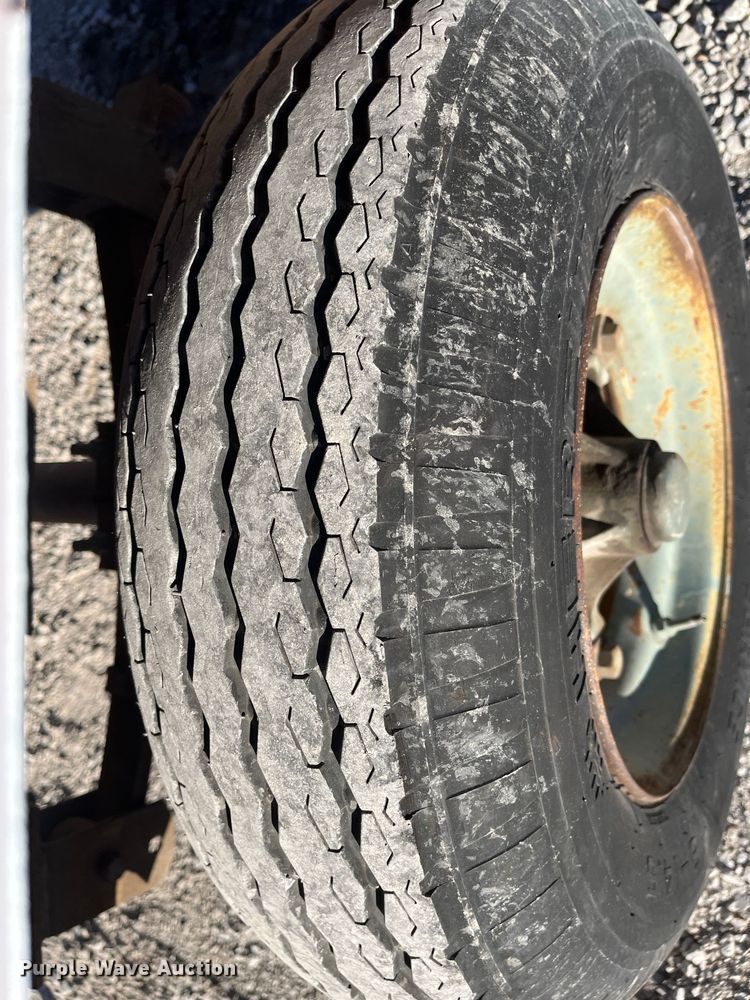 image for item MN9411 Sullair 185  air compressor