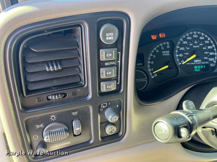 image for item MN9414 2001 GMC Yukon SLE  SUV