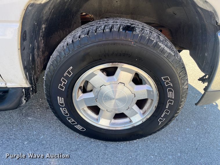 image for item MN9414 2001 GMC Yukon SLE  SUV