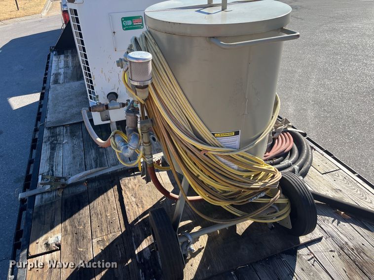 image for item MN9416 2012 PJ  equipment trailer