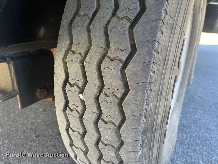 image for item MN9416 2012 PJ  equipment trailer