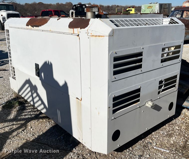 image for item MN9418 2000 Ingersoll Rand HP300WCU  air compressor