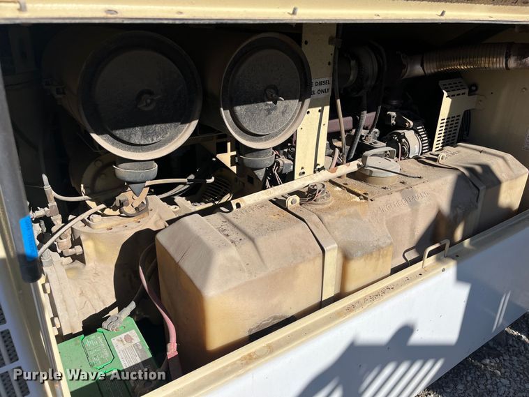 image for item MN9418 2000 Ingersoll Rand HP300WCU  air compressor