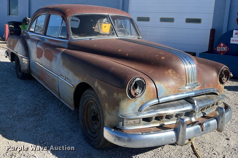 image for item MN9419 1949 Pontiac  sedan