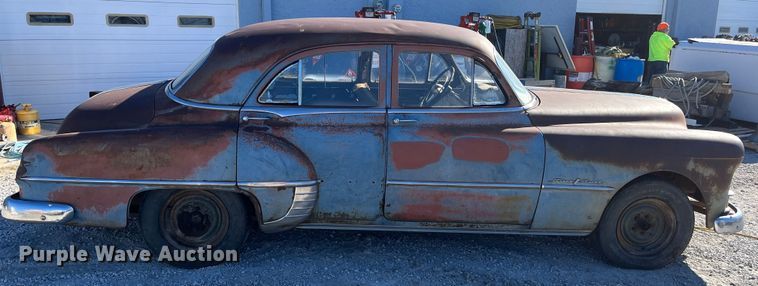 image for item MN9419 1949 Pontiac  sedan