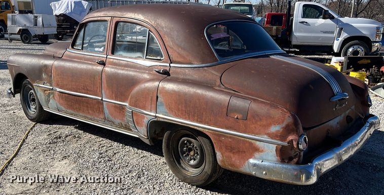 image for item MN9419 1949 Pontiac  sedan