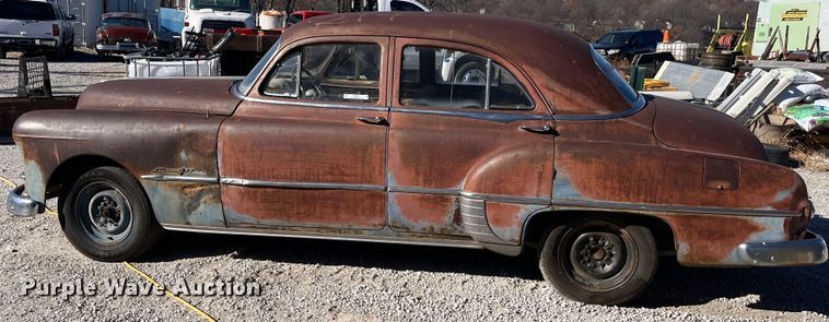 image for item MN9419 1949 Pontiac  sedan