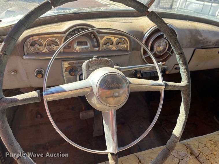 image for item MN9419 1949 Pontiac  sedan