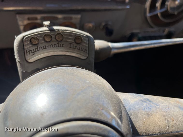 image for item MN9419 1949 Pontiac  sedan