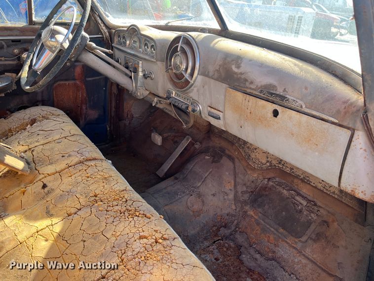 image for item MN9419 1949 Pontiac  sedan