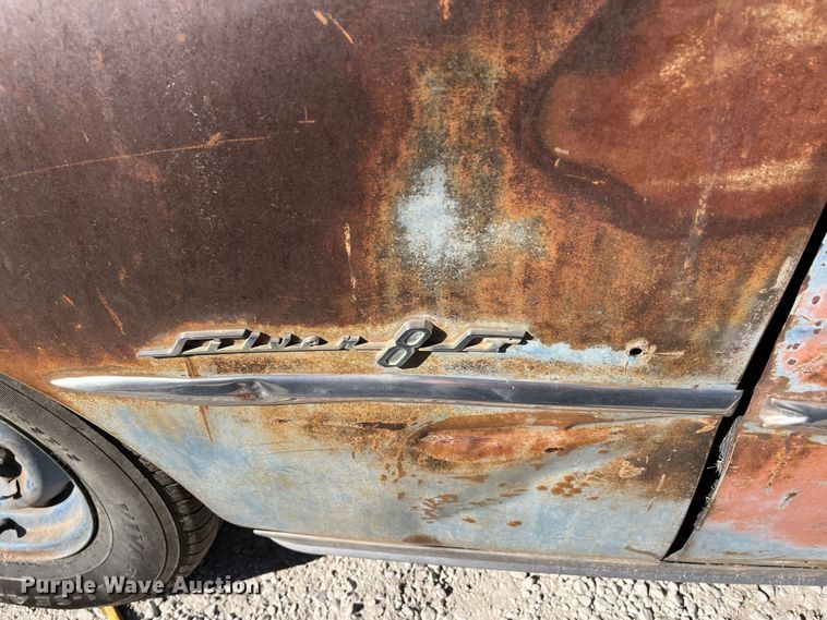 image for item MN9419 1949 Pontiac  sedan