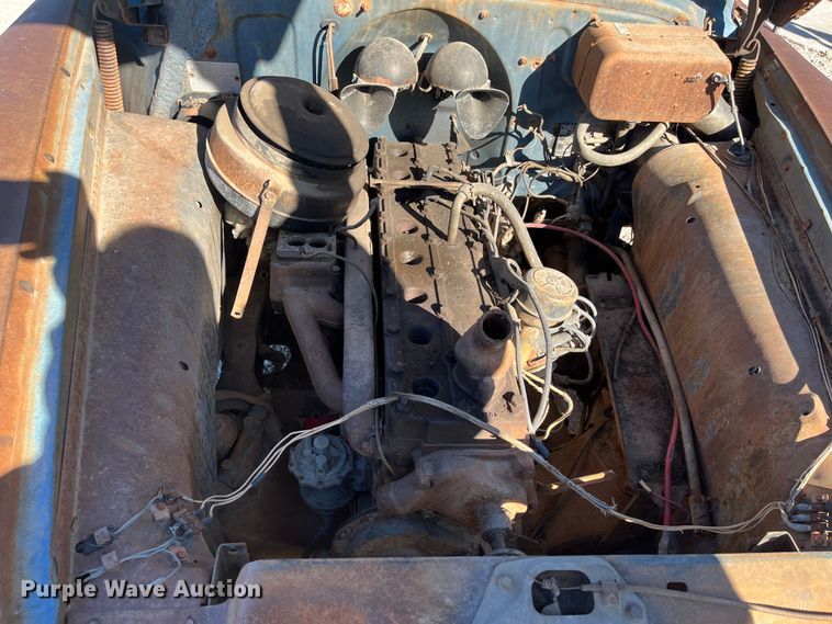 image for item MN9419 1949 Pontiac  sedan