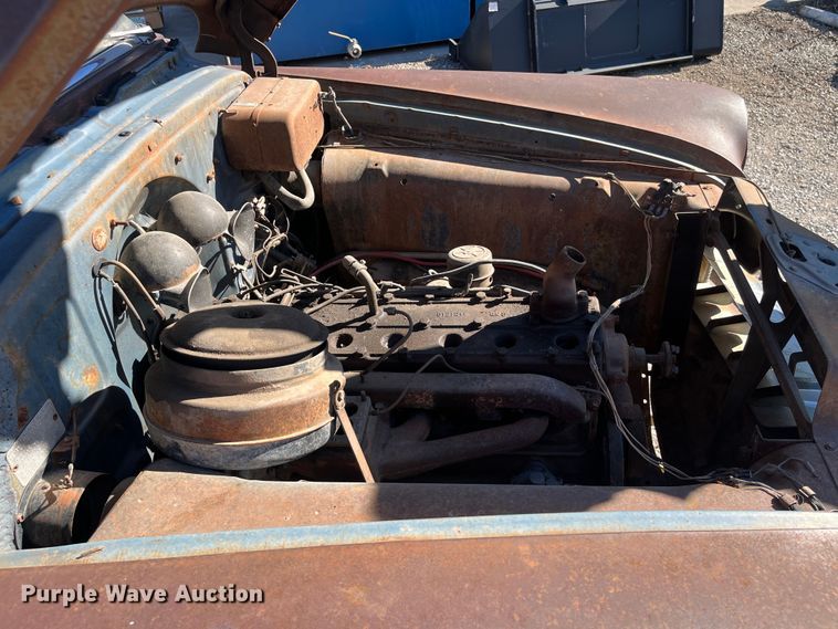 image for item MN9419 1949 Pontiac  sedan