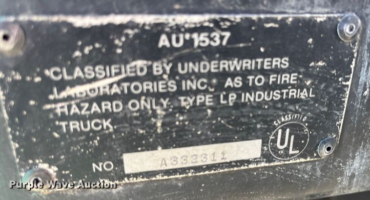 image for item MN9421 Clark GCX25  forklift