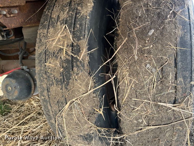 image for item MN9431 2002 Wabash  dry van trailer