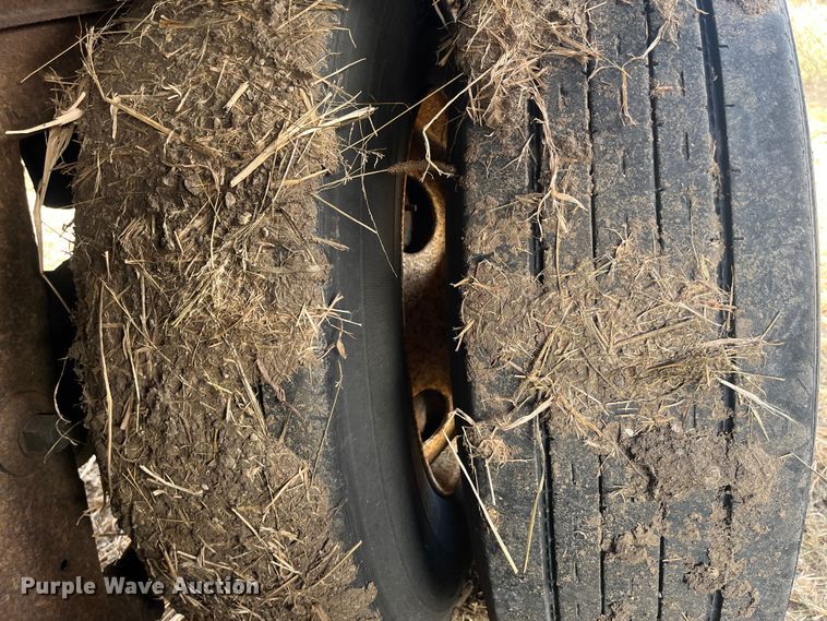 image for item MN9431 2002 Wabash  dry van trailer