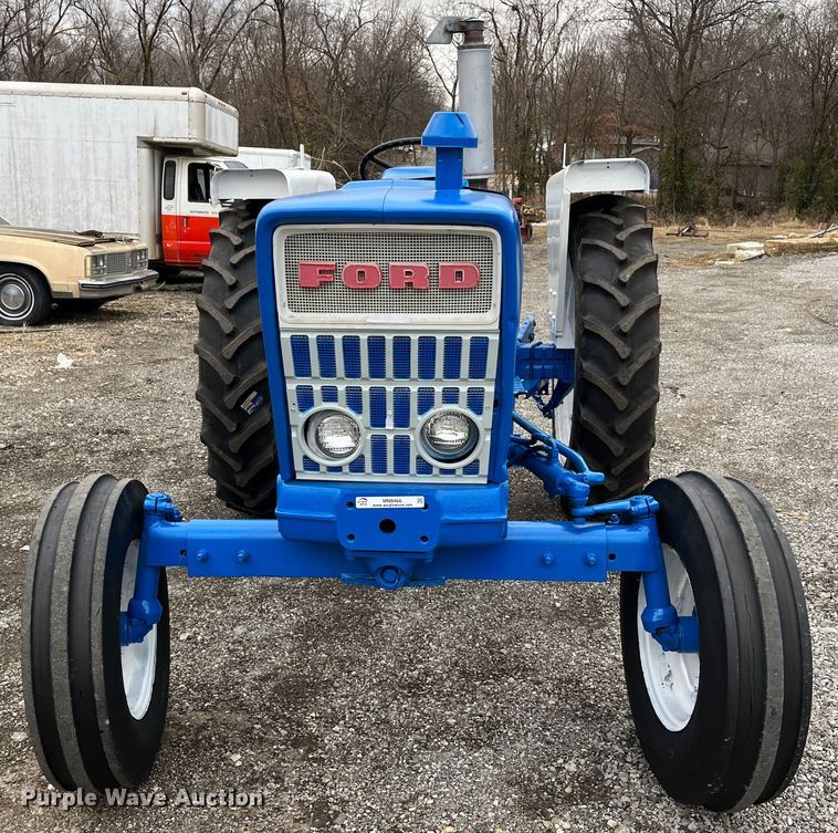 image for item MN9466 Ford 4000  tractor