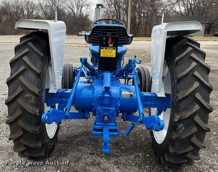 image for item MN9466 Ford 4000  tractor