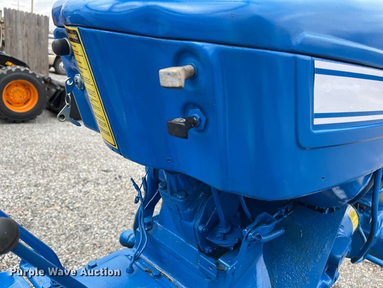 image for item MN9466 Ford 4000  tractor