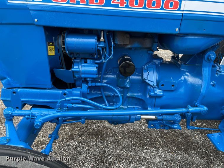 image for item MN9466 Ford 4000  tractor