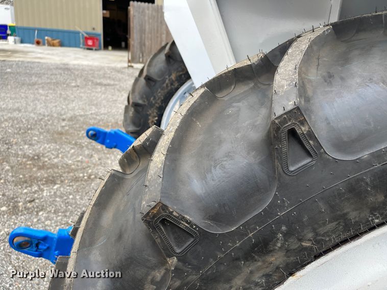 image for item MN9466 Ford 4000  tractor