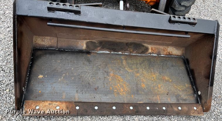 image for item MN9468 1993 New Holland L553  skid steer loader