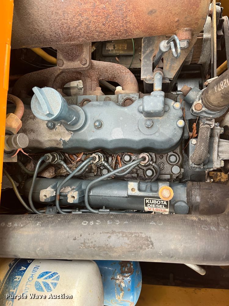 image for item MN9468 1993 New Holland L553  skid steer loader