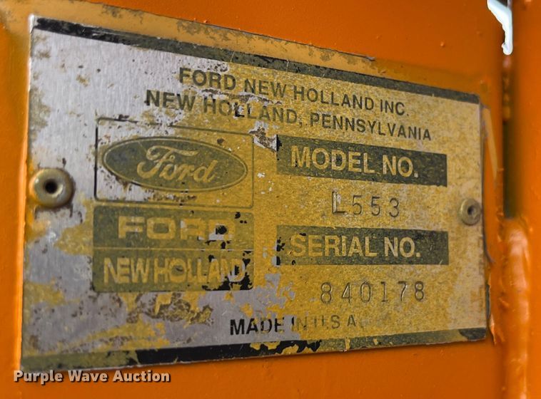 image for item MN9468 1993 New Holland L553  skid steer loader