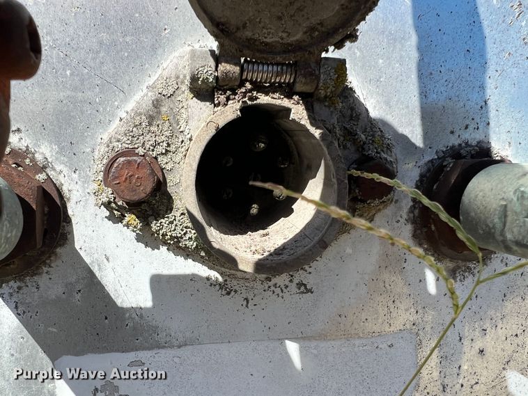 image for item MR9842 1988 Merritt  grain trailer